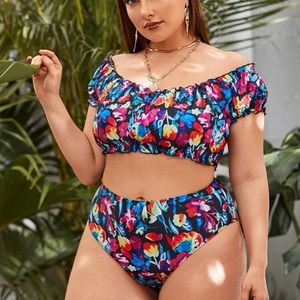 Floral graphic frill trim bikini